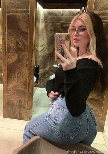 Full leaked Lily ana private onlyfans photo