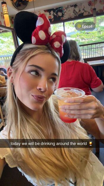 🔥 Livvy dunne  page leaked private photo uncensored full