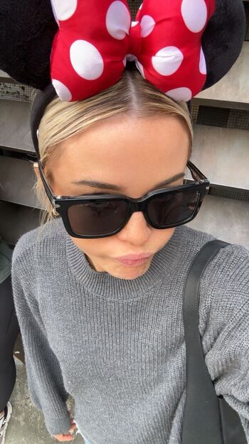 🔥 Livvy dunne  page leaked private photo uncensored full