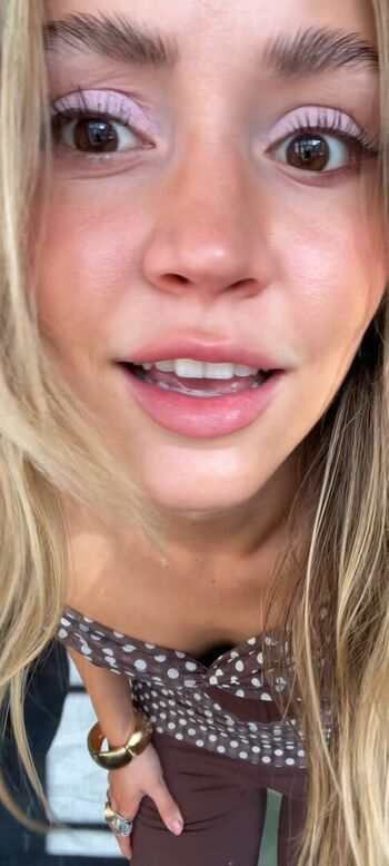 🔥 Lollyzlexi  page leaked private photo uncensored full