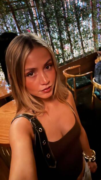 🔥 Lollyzlexi  page leaked private photo uncensored full