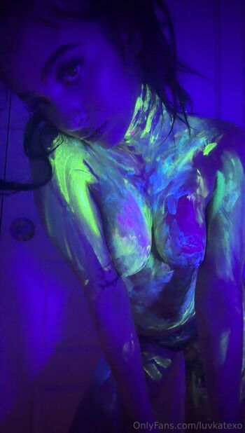 Full leaked Luvkatexo private onlyfans photo