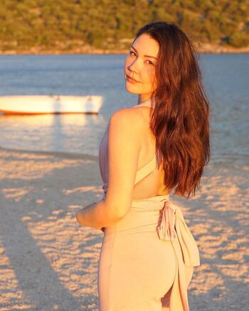 🔥 Mayaisfiya page leaked private photo uncensored full