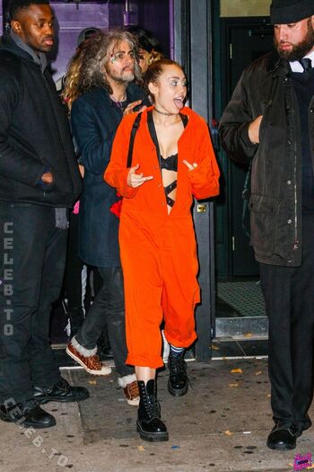 🔥 Miley cyrus page leaked private photo uncensored full