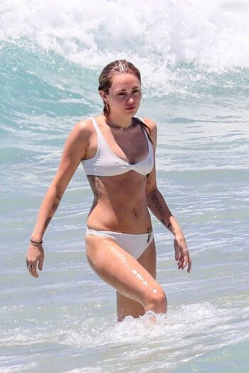 🔥 Miley cyrus page leaked private photo uncensored full