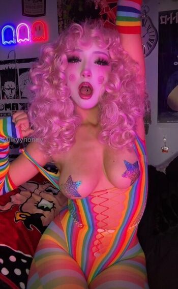 Full leaked Milk h oney private onlyfans photo