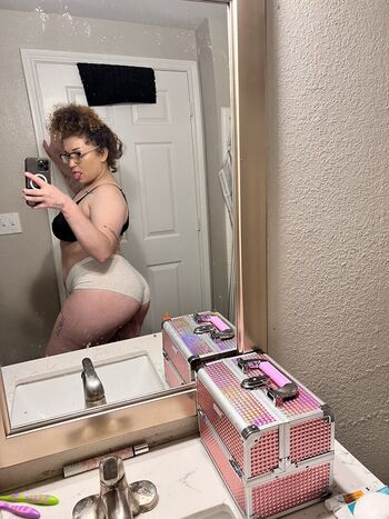 Full leaked Mo monroe private onlyfans photo