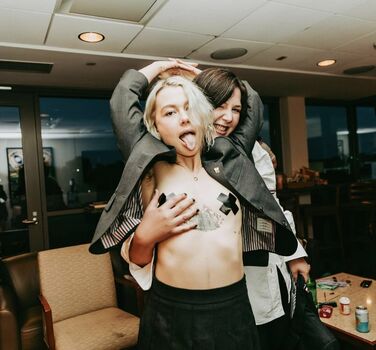 🔥 Phoebe bridgers leaked private photo uncensored full