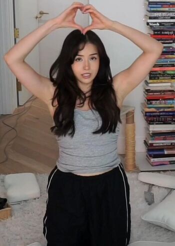 🔥 Pokimane  page leaked private photo uncensored full