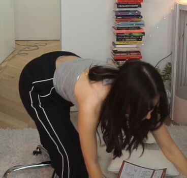 🔥 Pokimane  page leaked private photo uncensored full