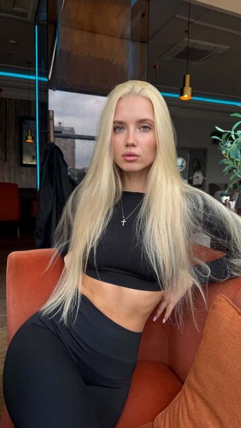 🔥 Polina malinovskaya  page leaked private photo uncensored full