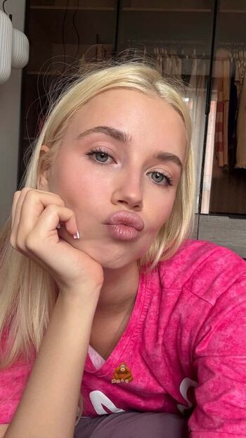🔥 Polina malinovskaya  page leaked private photo uncensored full