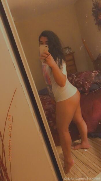 Full leaked Queen angelk private onlyfans photo