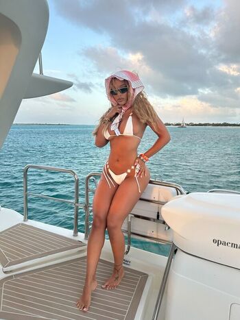 Full leaked Ryygabriella private onlyfans photo