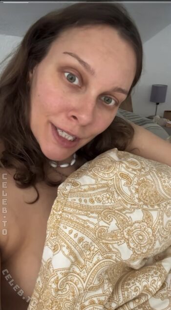 🔥 Sabrina outdoor leaked private photo uncensored full