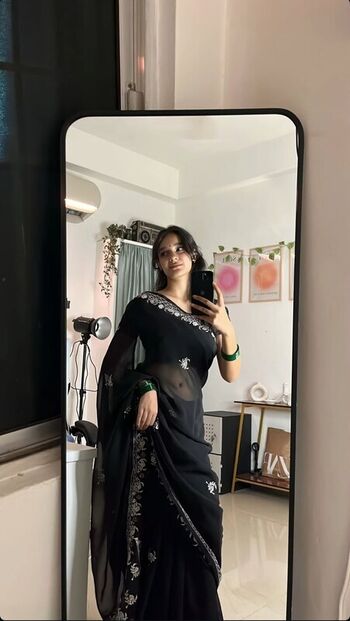 🔥 Sakshi pandey leaked private photo uncensored full
