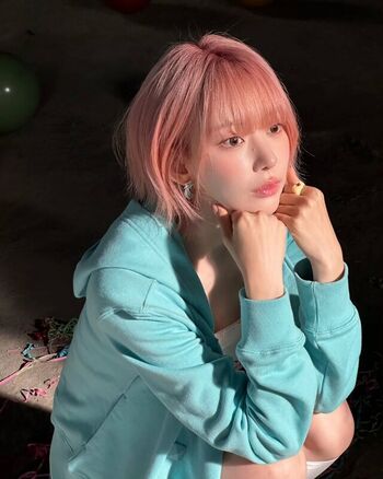 🔥 Sakura miyawaki leaked private photo uncensored full