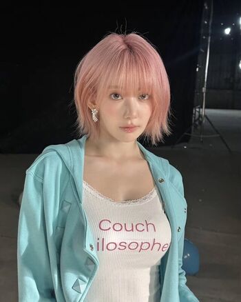 🔥 Sakura miyawaki leaked private photo uncensored full