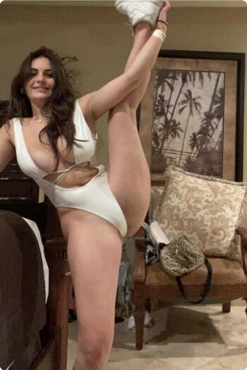 Sarabella Harris