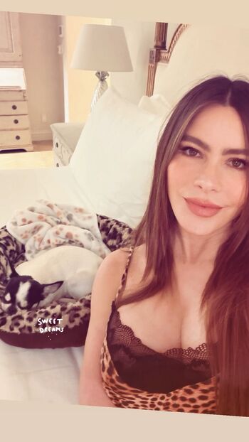 🔥 Sofia vergara  page leaked private photo uncensored full