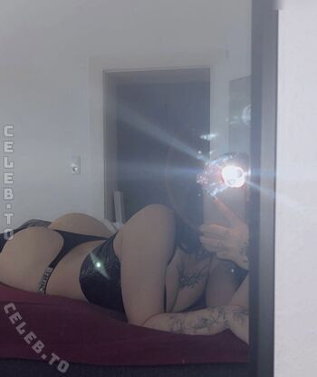 Full leaked Sophie private onlyfans photo