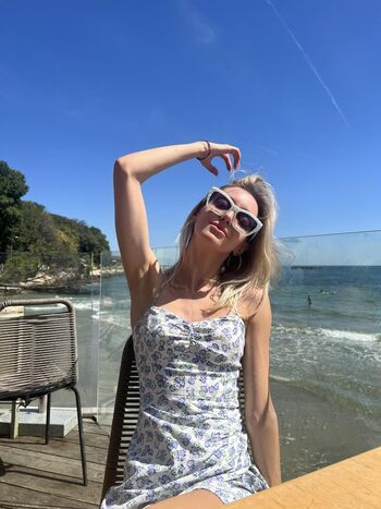 Full leaked Sophiebelll private onlyfans photo