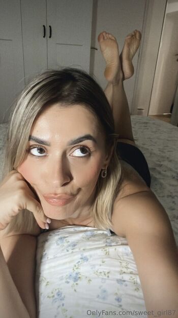 🔥 Sweet girl page leaked private photo uncensored full