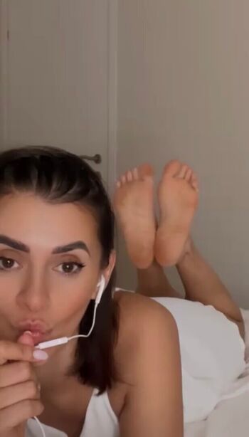 🔥 Sweet girl page leaked private photo uncensored full