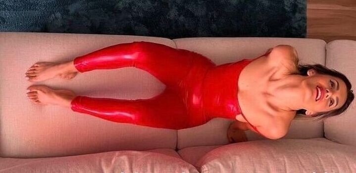 🔥 Sweet girl page leaked private photo uncensored full