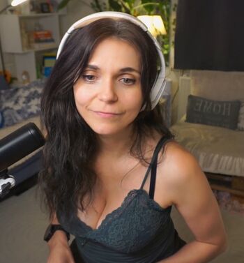 Tania Derveaux