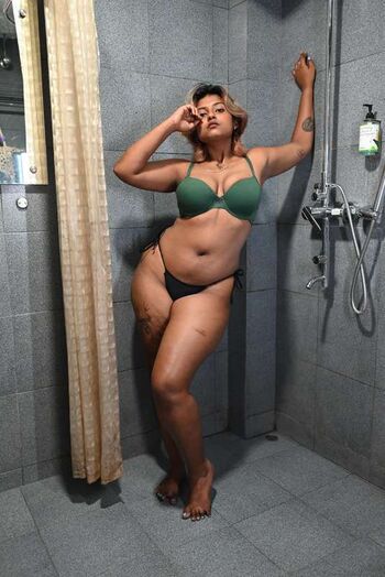 🔥 That bong girl leaked private photo uncensored full