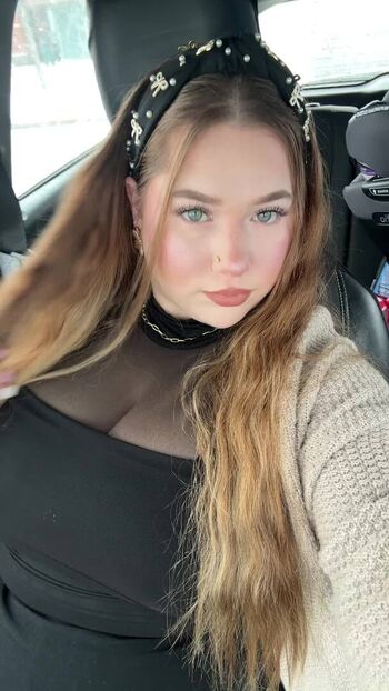Full leaked Theycallmelilvan private onlyfans photo