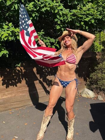 🔥 Torrie wilson leaked private photo uncensored full