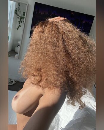 Full leaked Uhhliar private onlyfans photo