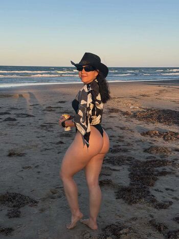 Full leaked Vivian saldana private onlyfans photo