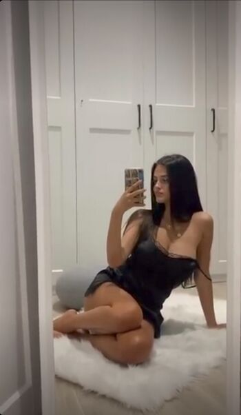 Full leaked Byoru/ private onlyfans photo
