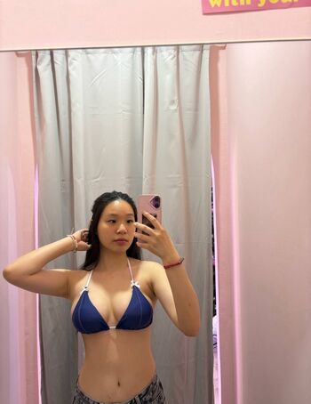 Full leaked Emma houlmiere/ private onlyfans photo