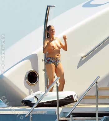 🔥 Yasmin le bon leaked private photo uncensored full