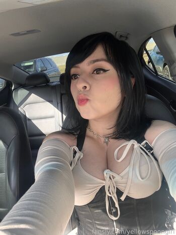 🔥 Yellowspoongirl leaked private photo uncensored full