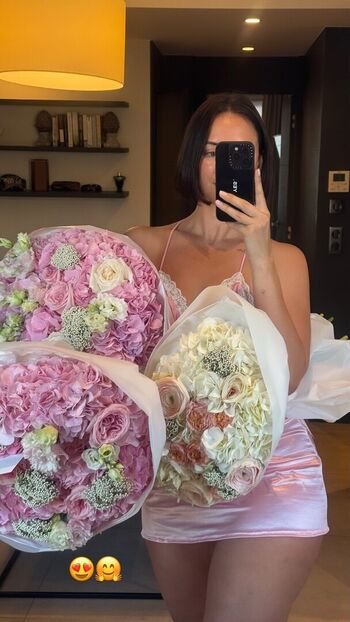 🔥 Yesjulz  page leaked private photo uncensored full