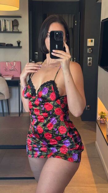 🔥 Yesjulz  page leaked private photo uncensored full