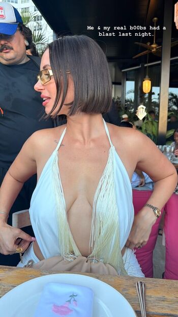 🔥 Yesjulz  page leaked private photo uncensored full