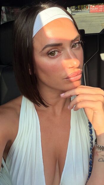 🔥 Yesjulz  page leaked private photo uncensored full
