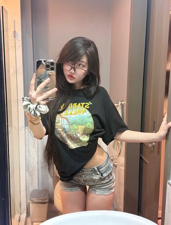 🔥 Yurasweb  page leaked private photo uncensored full