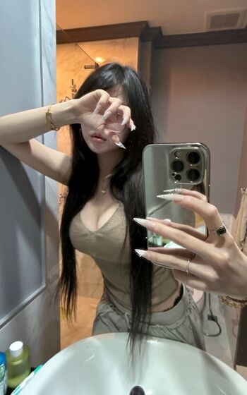 🔥 Yurasweb  page leaked private photo uncensored full