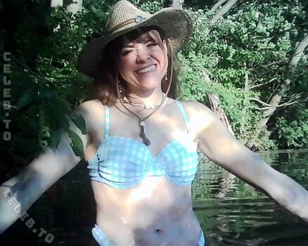 🔥 Yvonne pferrer leaked private photo uncensored full