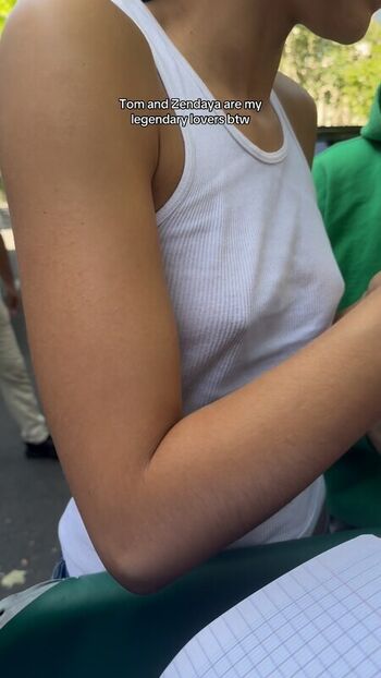 🔥 Zendaya page leaked private photo uncensored full