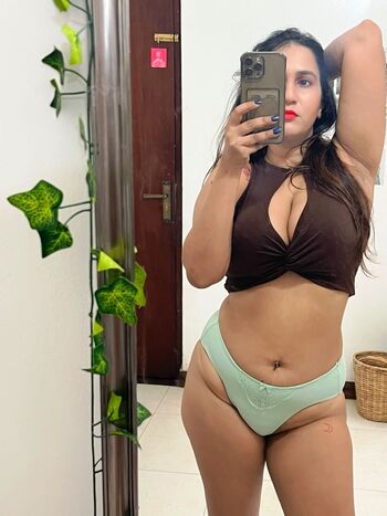 🔥 Zewwandi leaked private photo uncensored full