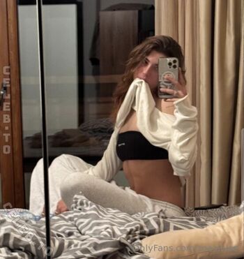 🔥 Zoe allyse page leaked private photo uncensored full